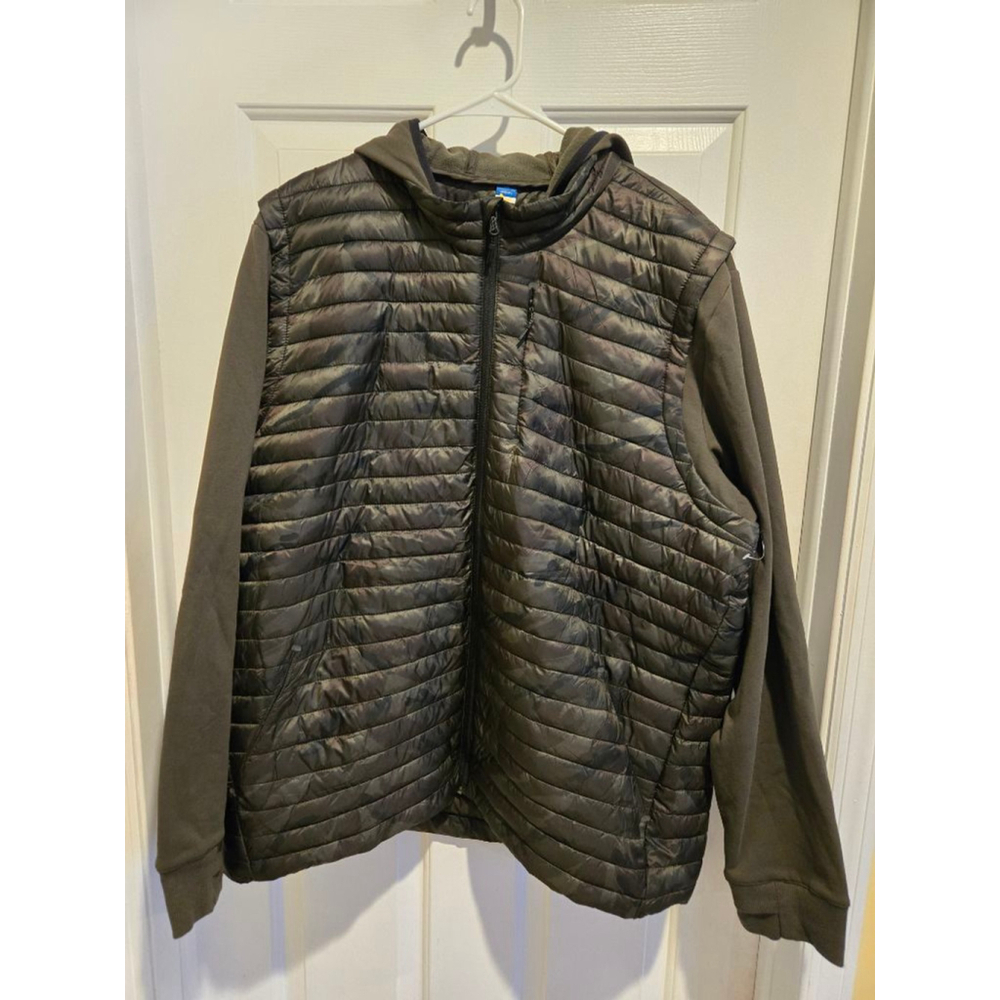 Men's Old Navy XXL Olive Green Camo Puffer Jacket